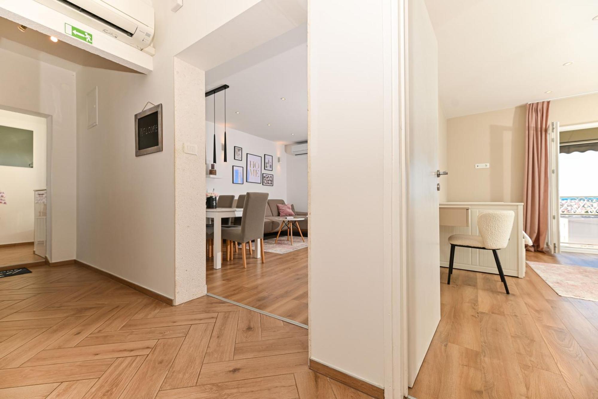 Apartment Dajana Feeling Of Home Трогір Екстер'єр фото