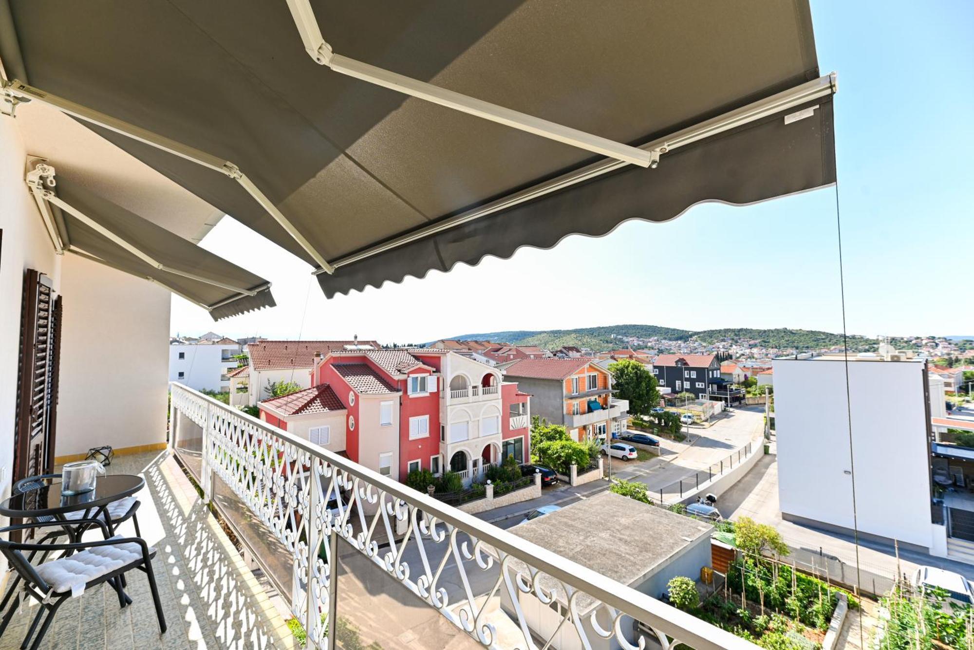 Apartment Dajana Feeling Of Home Трогір Екстер'єр фото