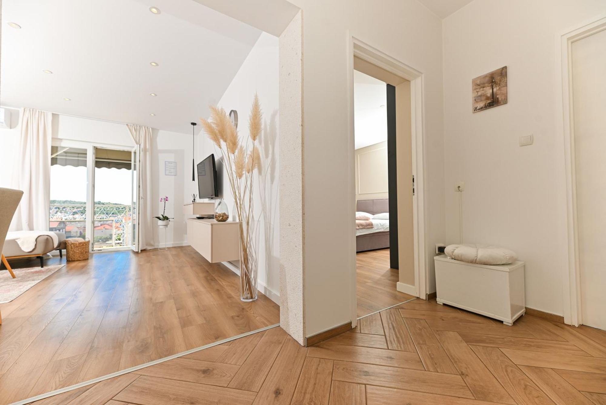 Apartment Dajana Feeling Of Home Трогір Екстер'єр фото